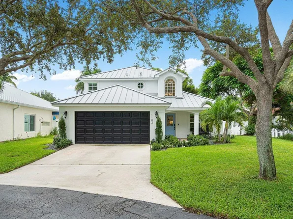 1182 Canoe Pt, Delray Beach, FL 33444