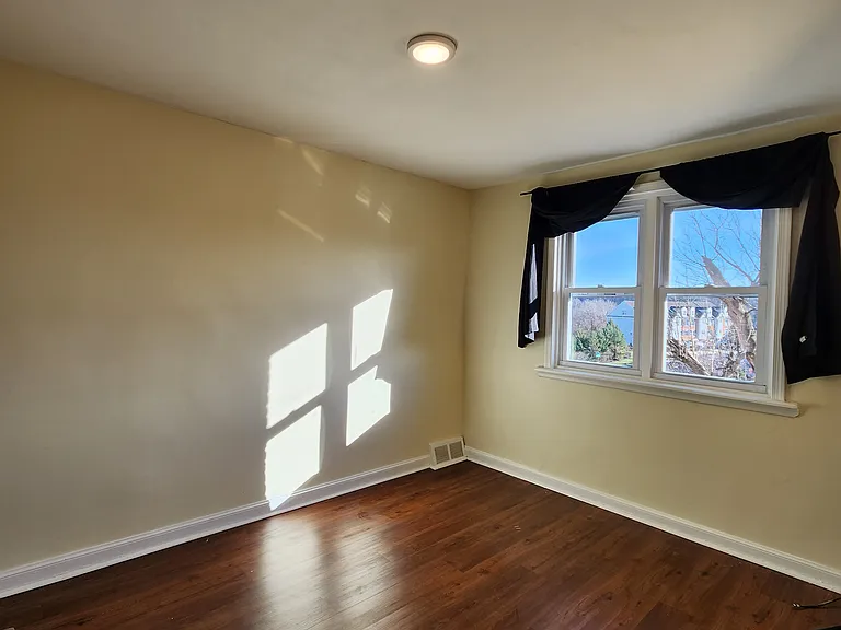 3534 Cresson St — Photo 10