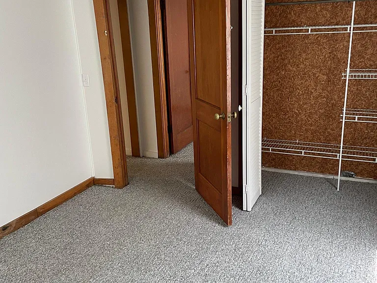 206 Clyde St #B — Photo 6