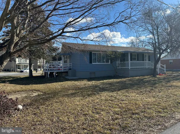 814 N Reymann St, Ranson, WV 25438