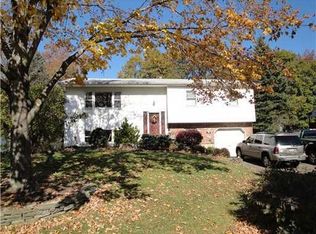 22 Northpark Dr, Garnerville, NY 10923