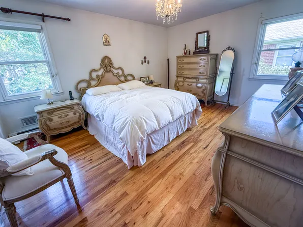 138-35 11th Avenue image 34 of 51