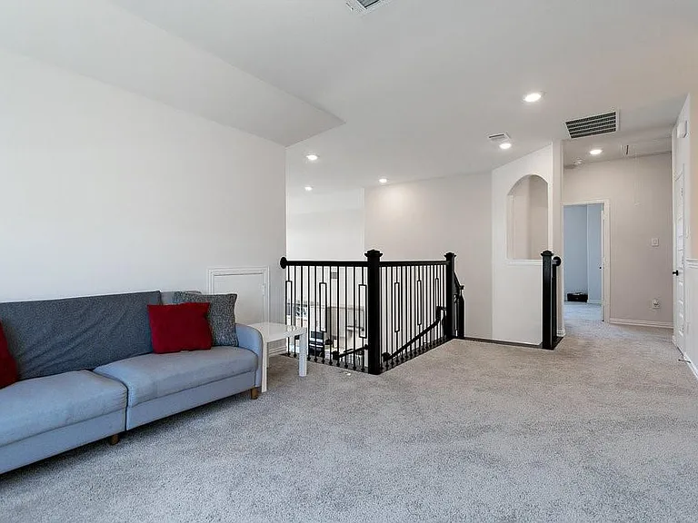 2113 Dorsey Dr — Photo 23