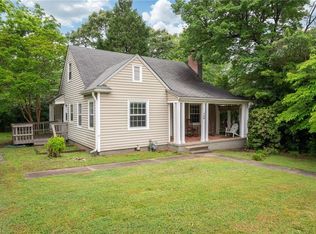 708 Mayflower Dr, Greensboro, NC 27403