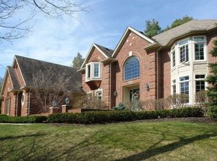 22293 Brockshire St, Novi, MI 48375