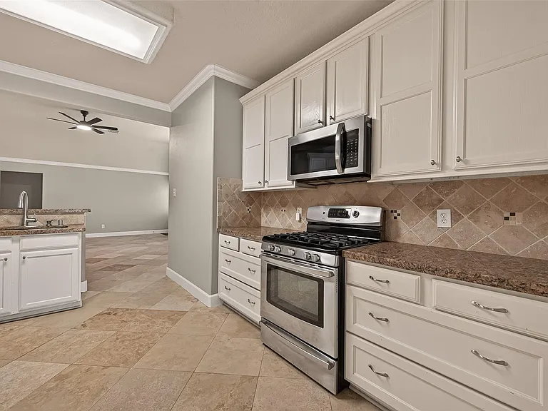 12135 English Brook Cir — Photo 12