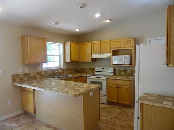 4th image of 37475 Manatee Ave