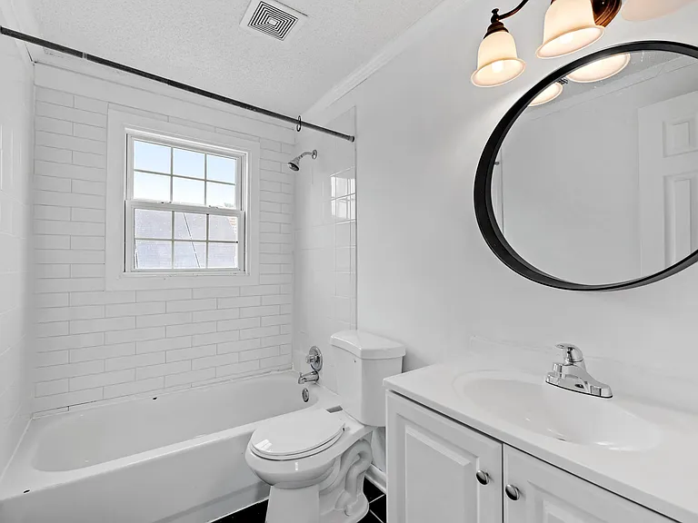 1345 Bayville Ct #2 — Photo 10