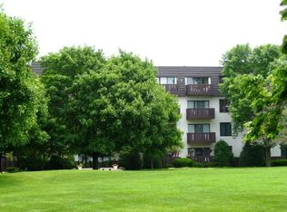 12900 W Heiden Cir UNIT 4106, Lake Bluff, IL 60044