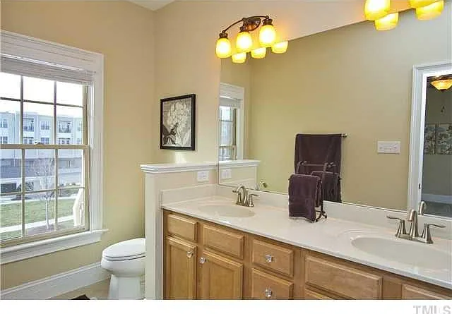 1032 Alemany St — Photo 15