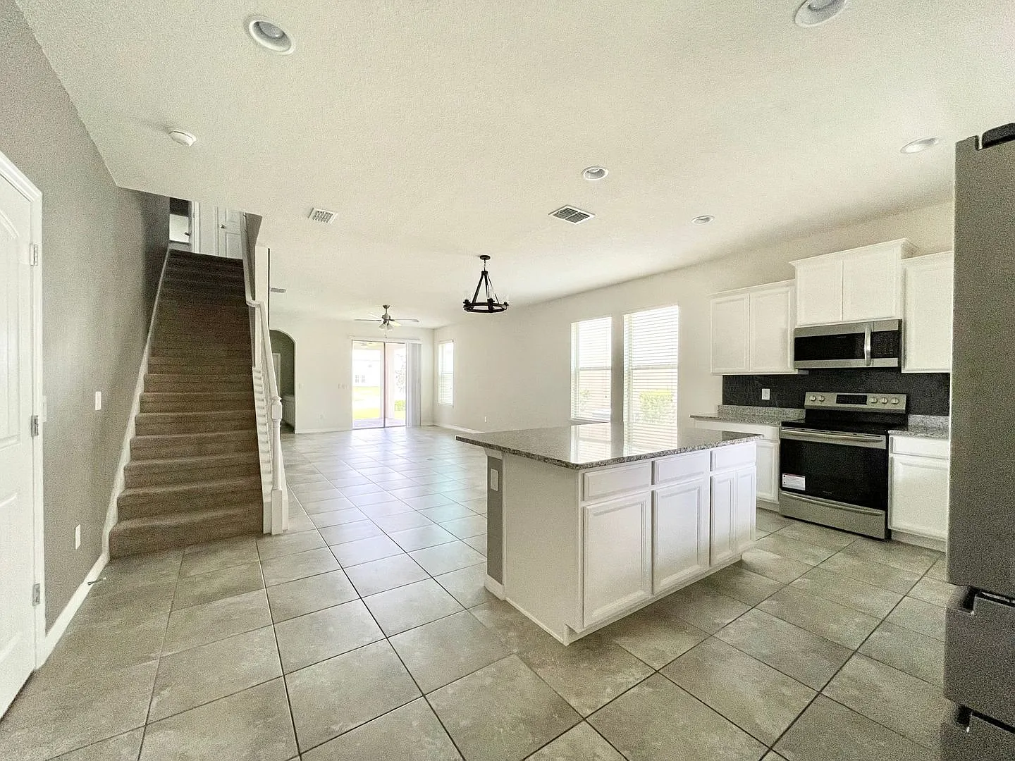 Beautiful Home for rent in Winter Garden — Photo 3