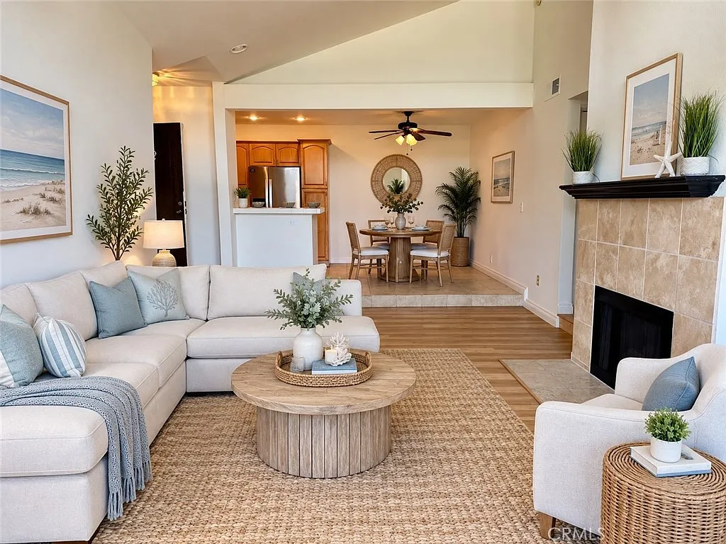 2 bed, 1037 sqft, $3,300 — Photo 1