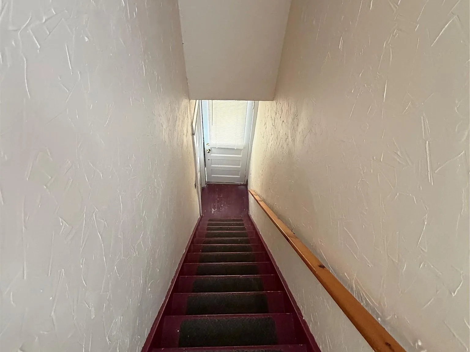 1 bed, 1100 sqft, $1,875 — Photo 3