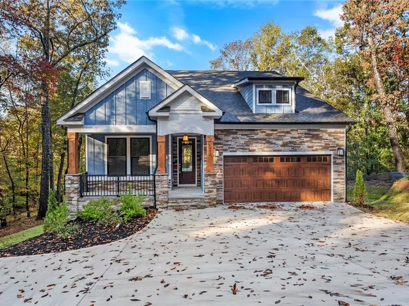 602 Cross Creek Dr, Seneca, SC 29678