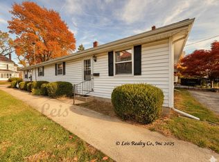 321 1/2 W 4th St #2, Greenville, OH 45331