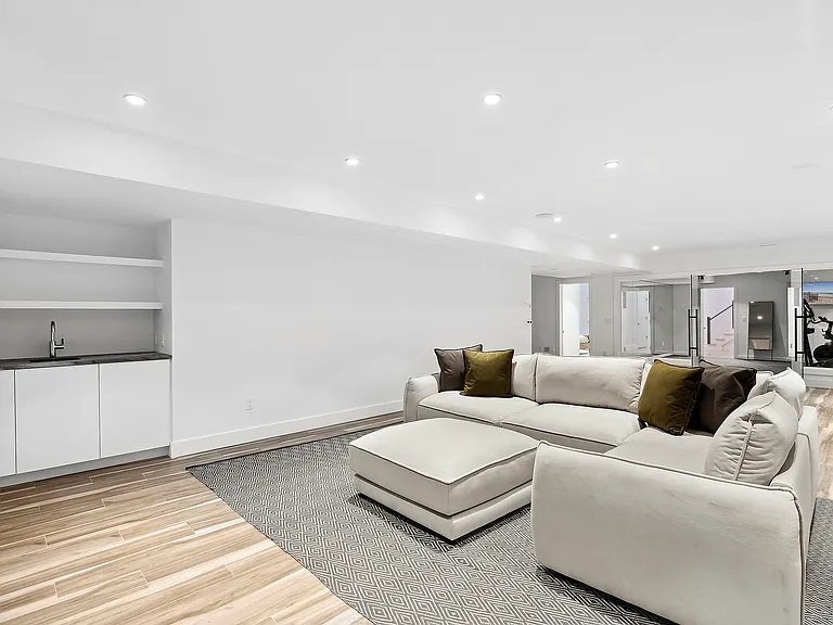 3 Bon Pinck Way — Photo 23