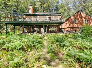 303 Road Round The Lk, Enfield, NH 03748