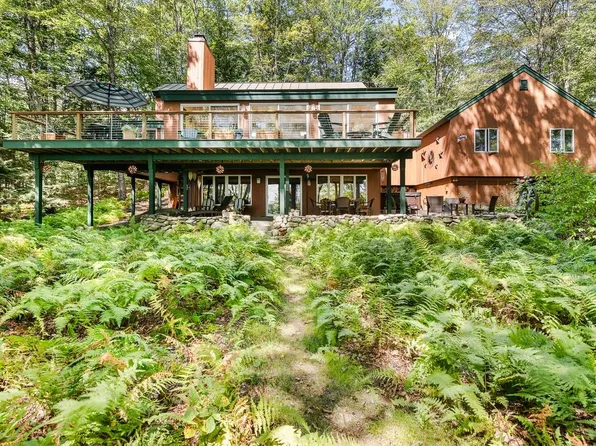 303 Road Round The Lake, Enfield, NH 03748