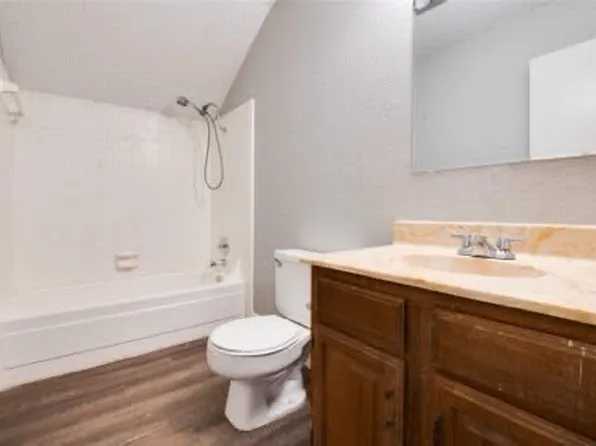 1409 Golden Grove Dr, Mesquite, TX 75149