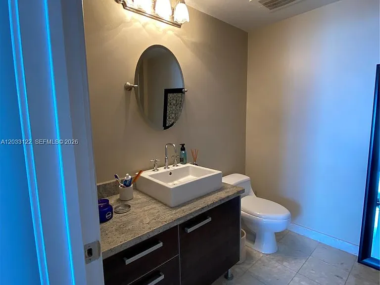185 SW 7th St #4206 — Photo 16