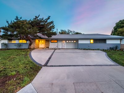 18200 Labrador St, Northridge, CA, 91325