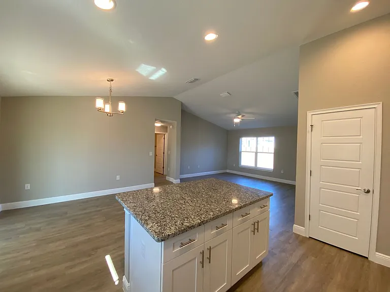 28 Juniper Dr — Photo 13