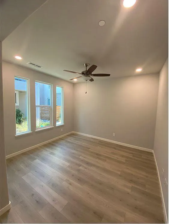 4535 Ocean Ln photo 1