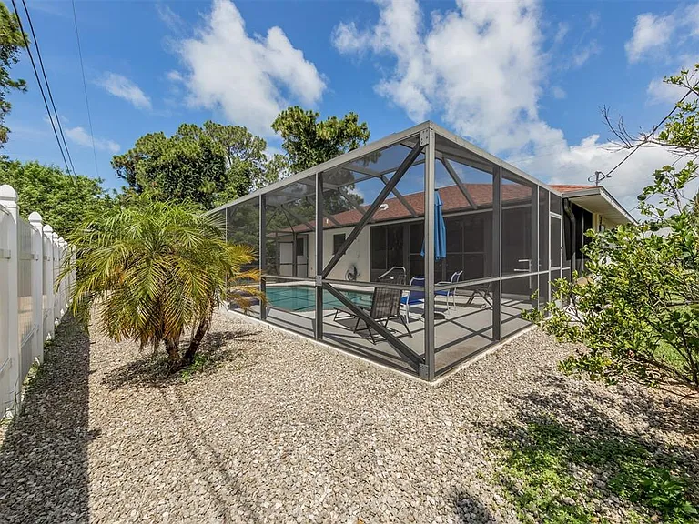 1211 Southland Rd — Photo 14