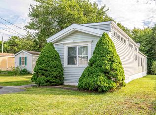 32 Champlain Ave, Halifax, NS B4E 3B2