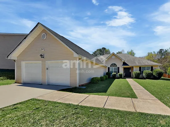 3740 Georgia Dr, Douglasville, GA 30135