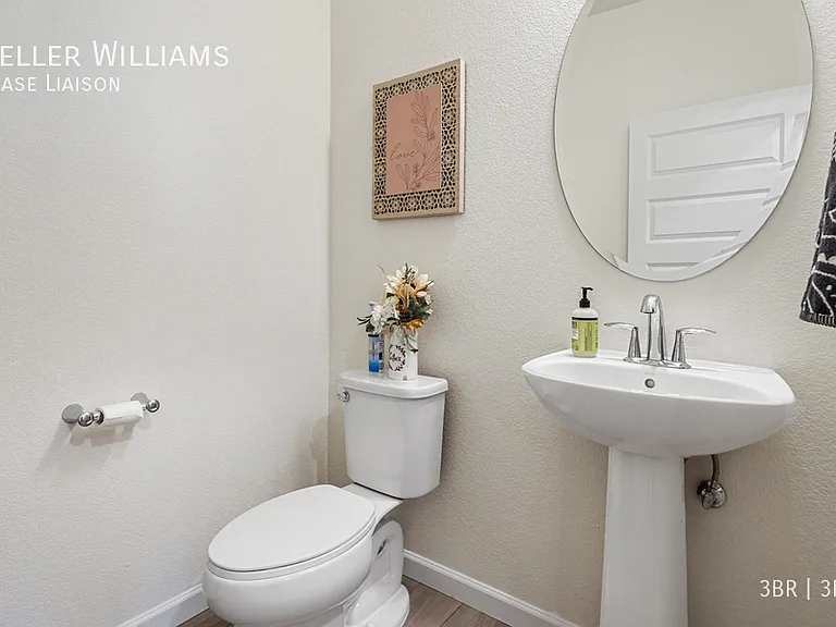 1539 Spring Water Point — Photo 21