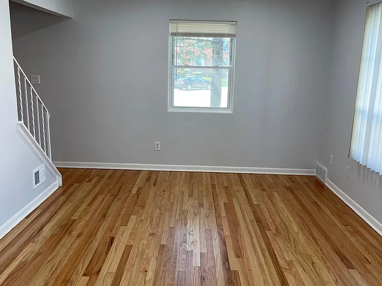 6874 Country Ln — Photo 2