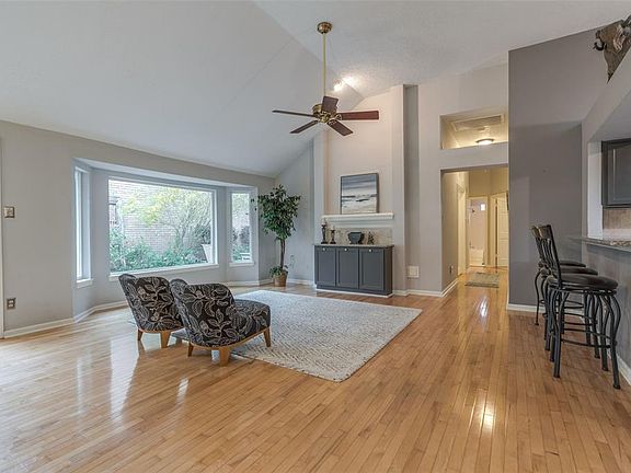 3rd image of 3515 Cape Forest Dr