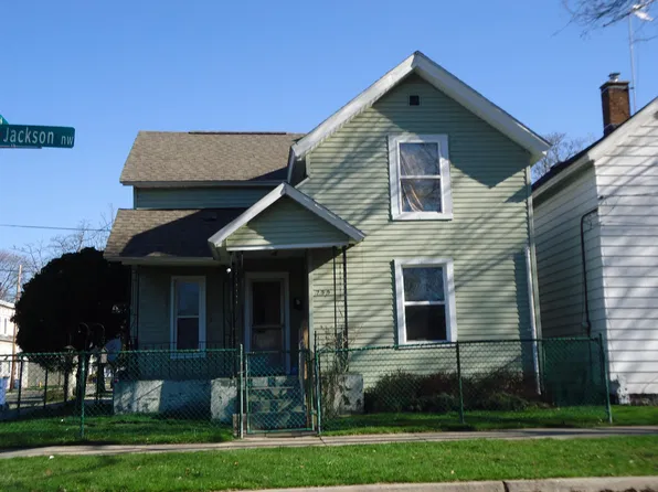 759 Jackson St NW, Grand Rapids, MI 49504
