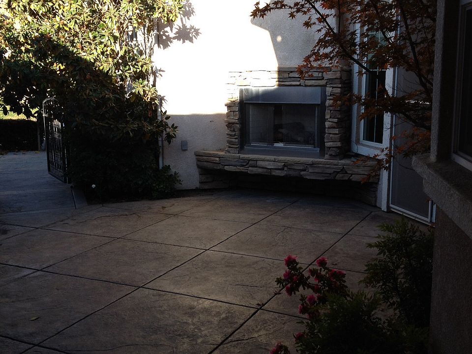 2nd image of 3204 Sundance Lake Dr