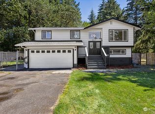 8617 9th Way SE, Lacey, WA 98513