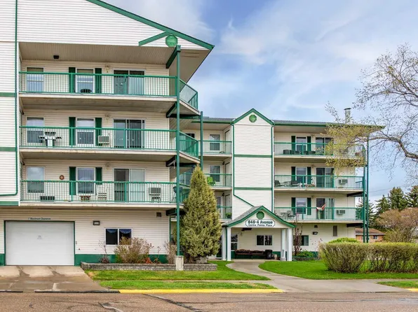 848 4th Ave #201, Wainwright, AB T9W 1V6