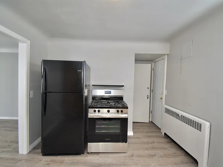 5219 Colerain Ave — Photo 9