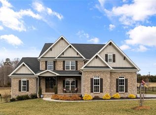 1735 Ash Grove Ln, Clemmons, NC 27012