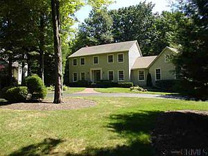 1st image of 15 Newport Dr