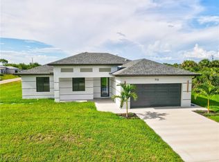 713 Camilla St E, Lehigh Acres, FL 33974
