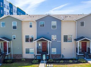 2004 32nd St APT C, Everett, WA 98201