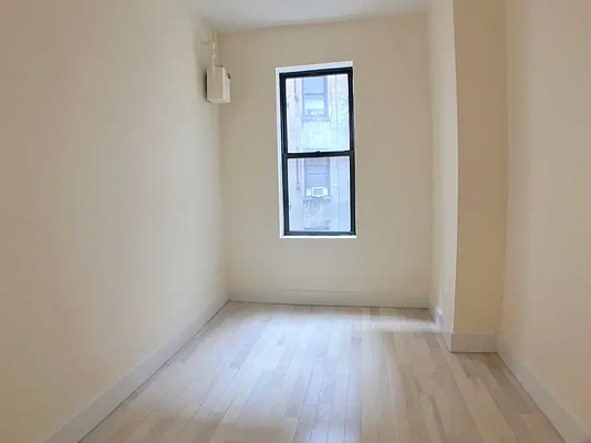 Rented by Bohemia Realty Group | media 12