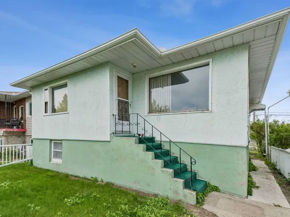 1228 W Bantry St NE, Calgary, AB T2E 5E7