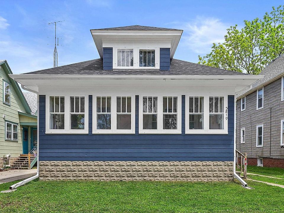 1st image of 3819 10th AVENUE
