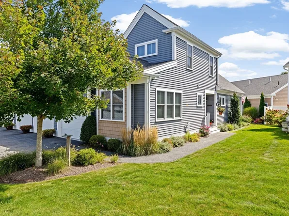 91 Newfield St #34, Plymouth, MA 02360