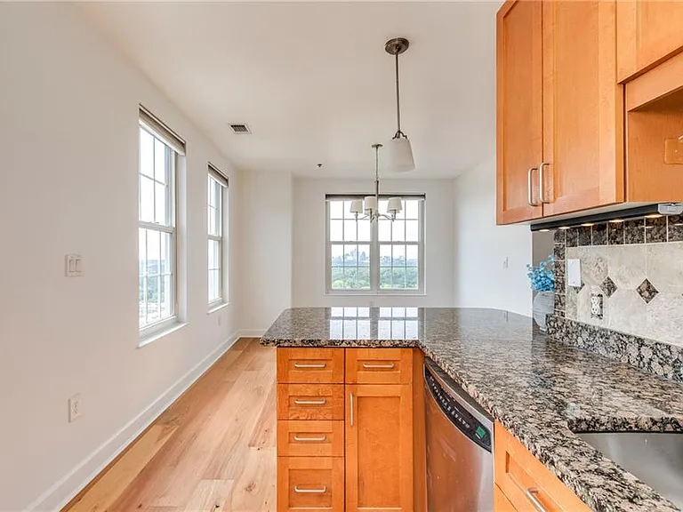 325 E Paces Ferry Rd NE #1905 — Photo 14
