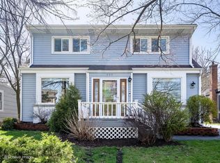 337 Western Ave, Clarendon Hills, IL 60514