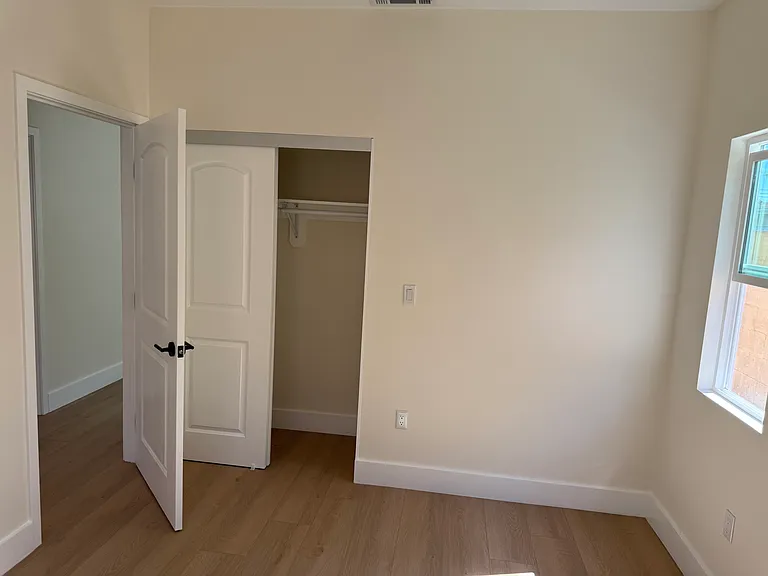 825 Euclid Ave #B — Photo 11