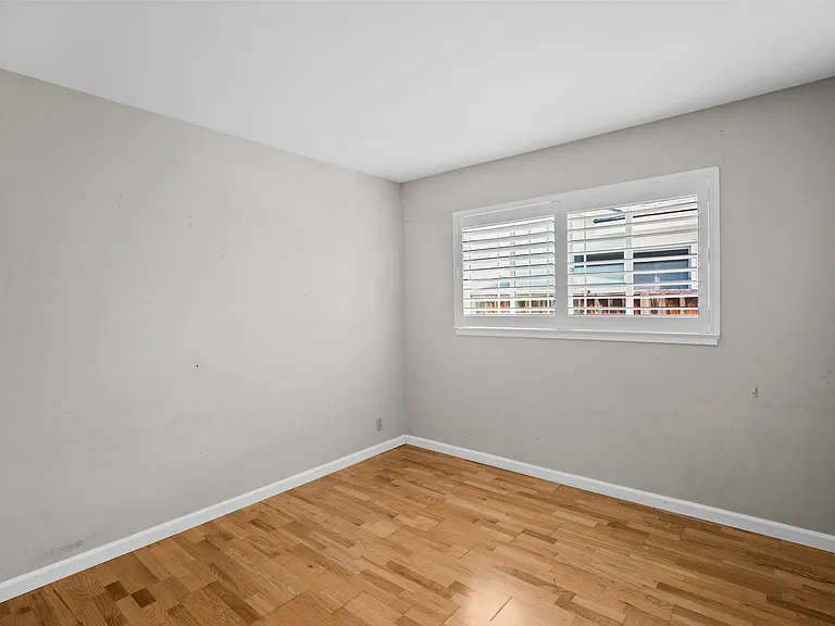 1319 Wylie Way — Photo 14